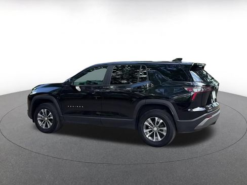 Used 2025 Chevrolet Equinox LT FWD image 4