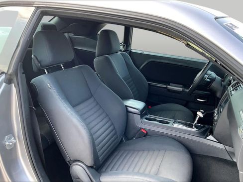 Used 2014 Dodge Challenger R/T w/ Blacktop Package RWD image 8