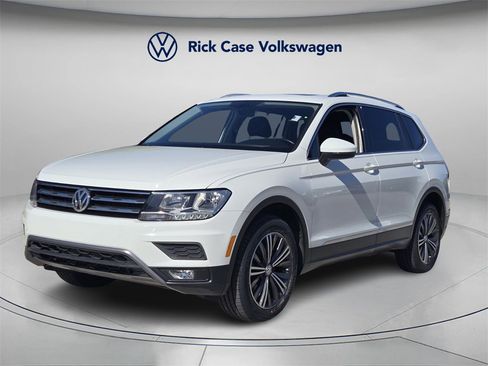 Used 2018 Volkswagen Tiguan SEL image 8
