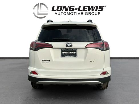 Used 2018 Toyota RAV4 XLE image 5