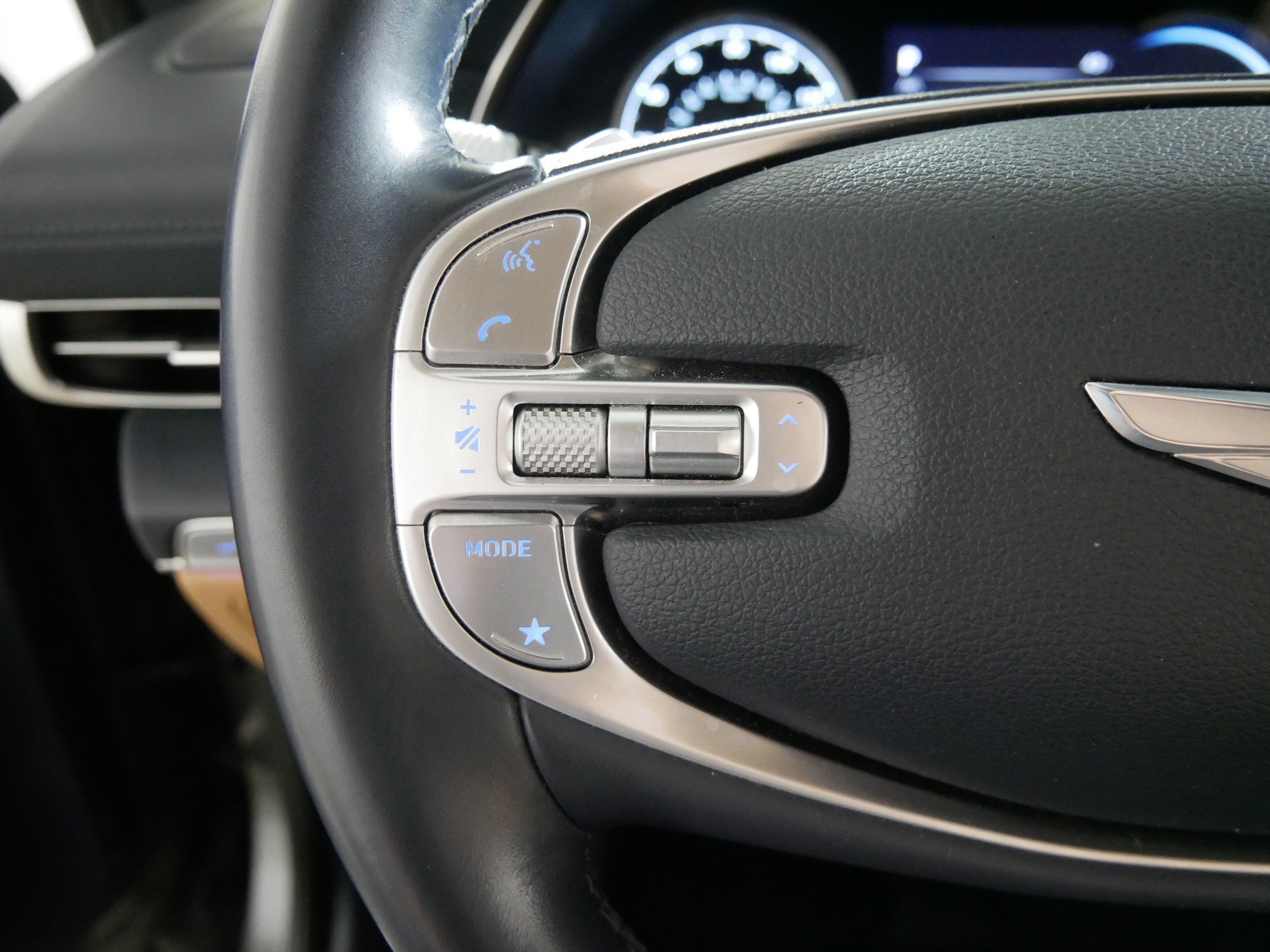 Used 2023 Genesis GV80 2.5T w/ Advanced Package AWD/4WD image 27