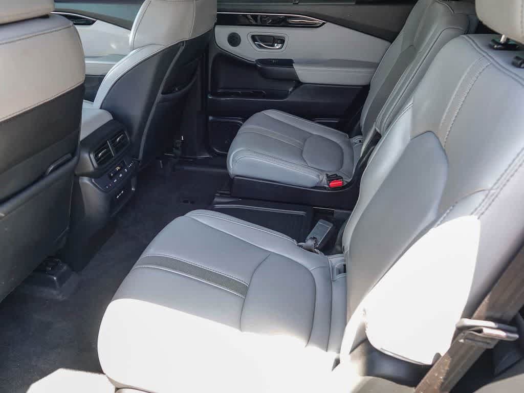 Used 2024 Honda Pilot EX-L image 17