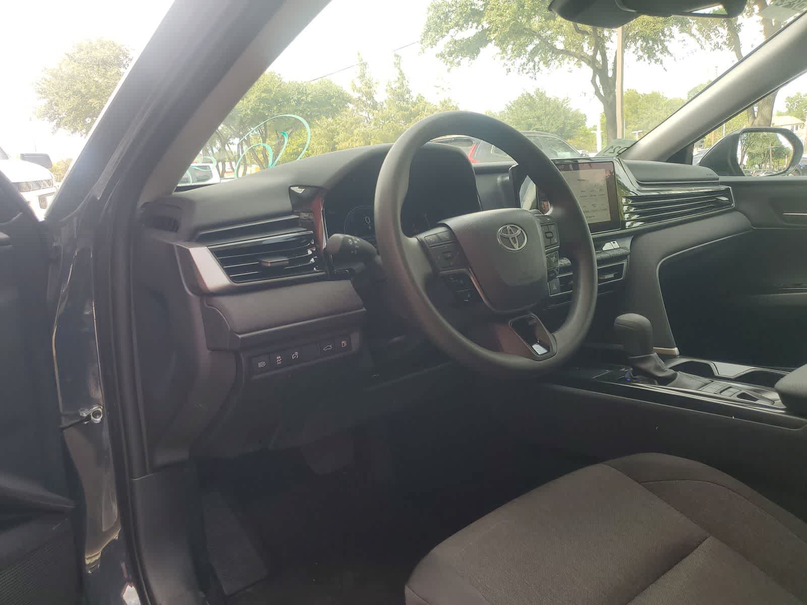 Used 2026 Toyota Camry LE w/ Convenience Package FWD image 2
