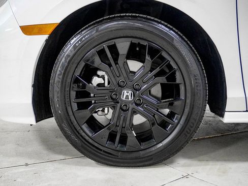 Certified 2026 Honda Odyssey Sport-L image 16