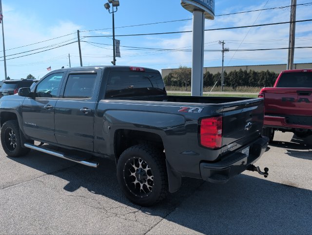 Used 2018 Chevrolet Silverado 1500 LT w/ All Star Edition AWD/4WD image 2
