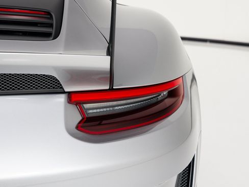 Used 2019 Porsche 911 GT3 RS RWD image 65
