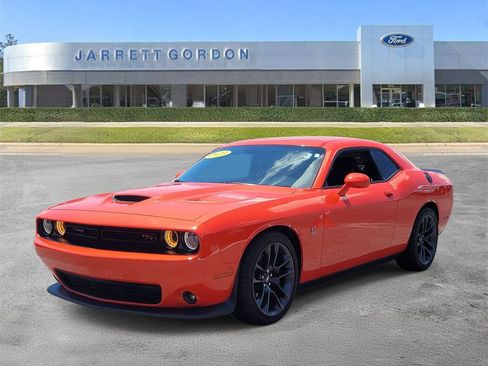 Used 2023 Dodge Challenger R/T Scat Pack w/ Plus Package RWD image 2