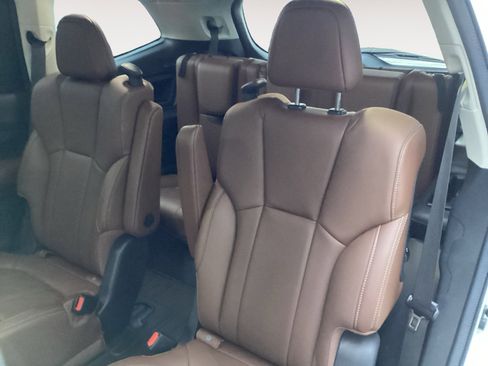 Certified 2024 Subaru Ascent Touring w/ Popular Package #2 image 13