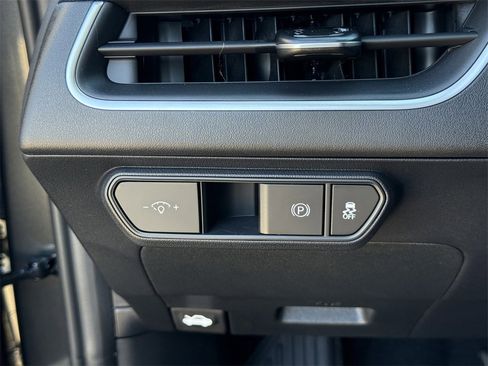 New 2025 Kia K4 LXS image 25