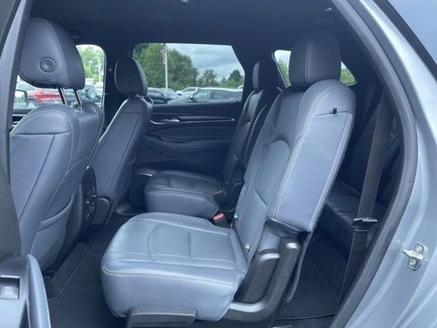 Used 2023 Buick Enclave Premium image 26