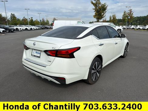 Used 2021 Nissan Altima 2.5 SV AWD/4WD image 7