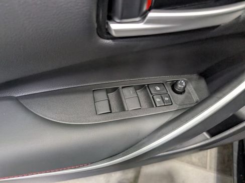 Used 2025 Toyota Corolla SE FWD image 13