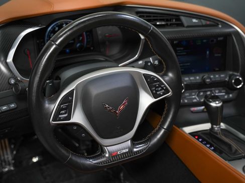 Used 2016 Chevrolet Corvette Z06 w/ 3LZ Preferred Equipment Group RWD image 41
