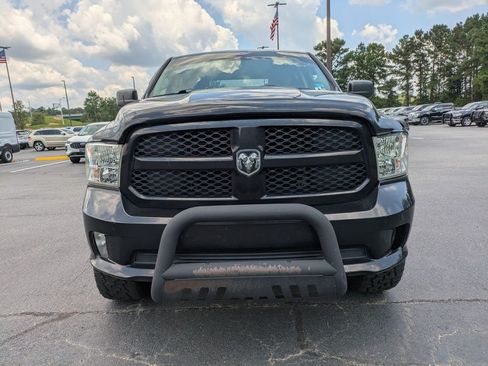 Used 2018 RAM 1500 Express w/ Express Value Package RWD image 10