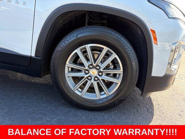 Used 2023 Chevrolet Traverse LT FWD image 8