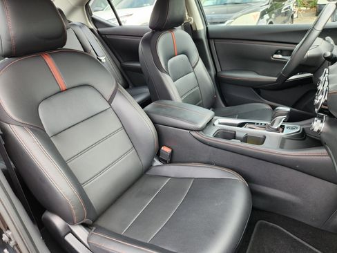 Used 2024 Nissan Sentra SR w/ SR Premium Package FWD image 14