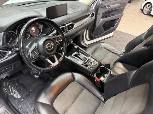 Used 2021 MAZDA CX-5 Touring FWD image 32