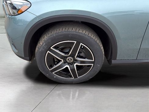 New 2026 Mercedes-Benz GLC 300 4MATIC image 9