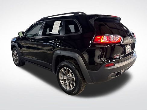 Used 2020 Jeep Cherokee Trailhawk w/ Cold Weather Group AWD/4WD image 3