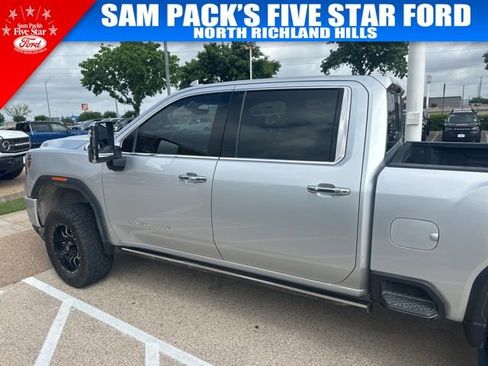 Used 2022 GMC Sierra 2500 Denali w/ Denali Ultimate Package image 10