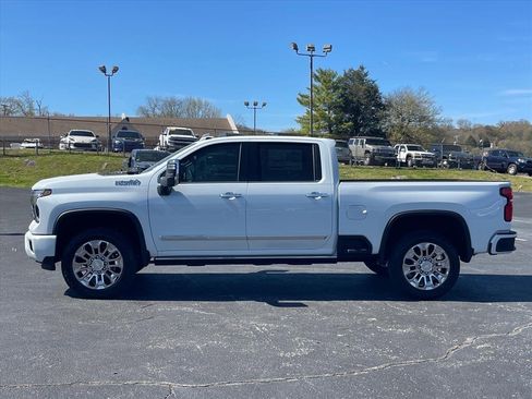 New 2026 Chevrolet Silverado 2500 High Country w/ Technology Package AWD/4WD image 4