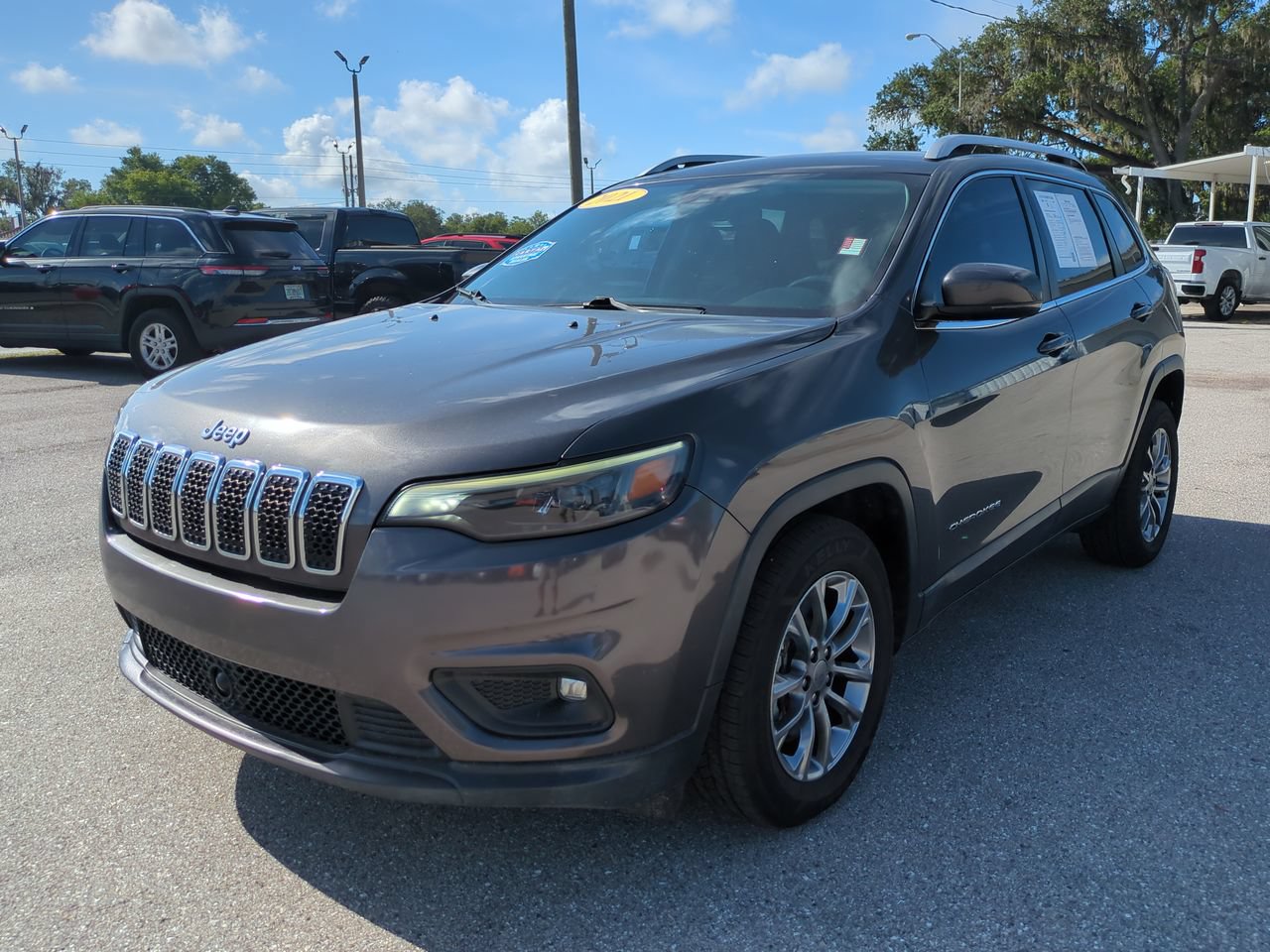 Used 2021 Jeep Cherokee Latitude Lux w/ Comfort/Convenience Group FWD image 8