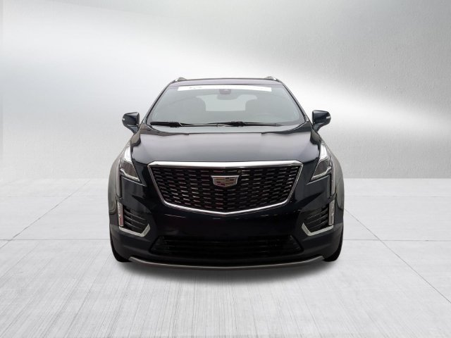 Used 2024 Cadillac XT5 Premium Luxury AWD/4WD image 2