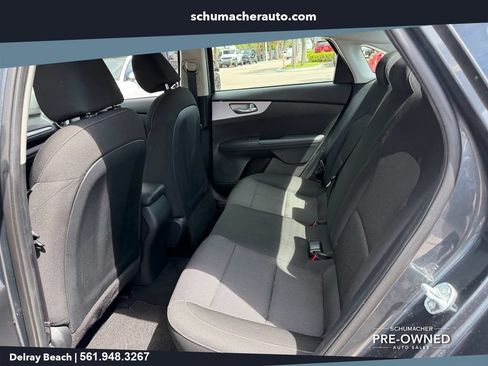 Used 2024 Kia Forte LXS w/ LXS Technology Package FWD image 12