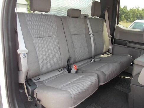 Used 2020 Ford F150 XLT image 11