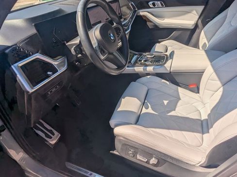 Used 2024 BMW X5 sDrive40i w/ M Sport Package image 15