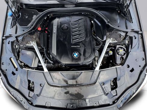 Used 2022 BMW 740i xDrive w/ M Sport Package AWD/4WD image 86