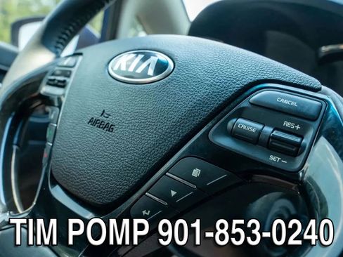 Used 2017 Kia Forte S FWD image 23