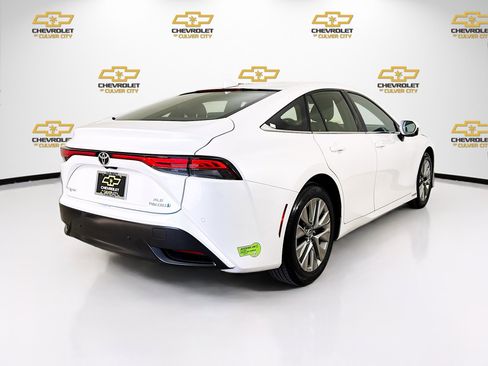 Used 2023 Toyota Mirai w/ Advanced Technology Package image 7