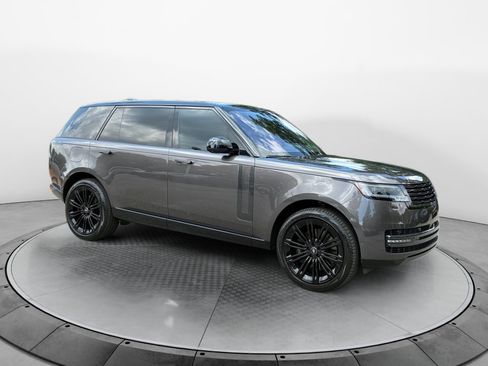 Certified 2022 Land Rover Range Rover Long Wheelbase First Edition AWD/4WD image 3