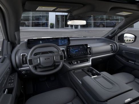 New 2026 Ford Expedition Max Platinum w/ Stealth Appearance Package image 9