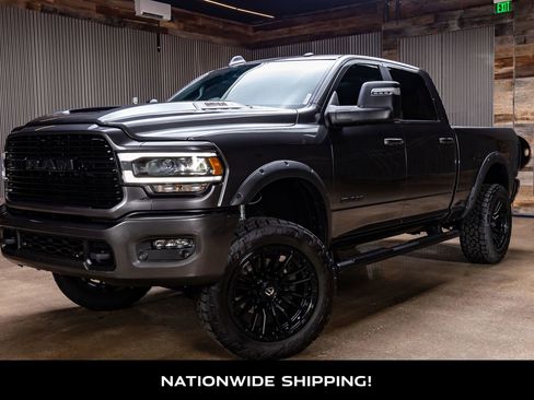 Used 2024 RAM 2500 Laramie w/ Night Edition AWD/4WD image 4