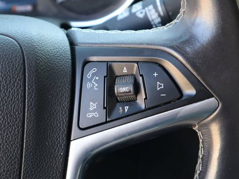 Used 2020 Buick Encore Preferred FWD image 12