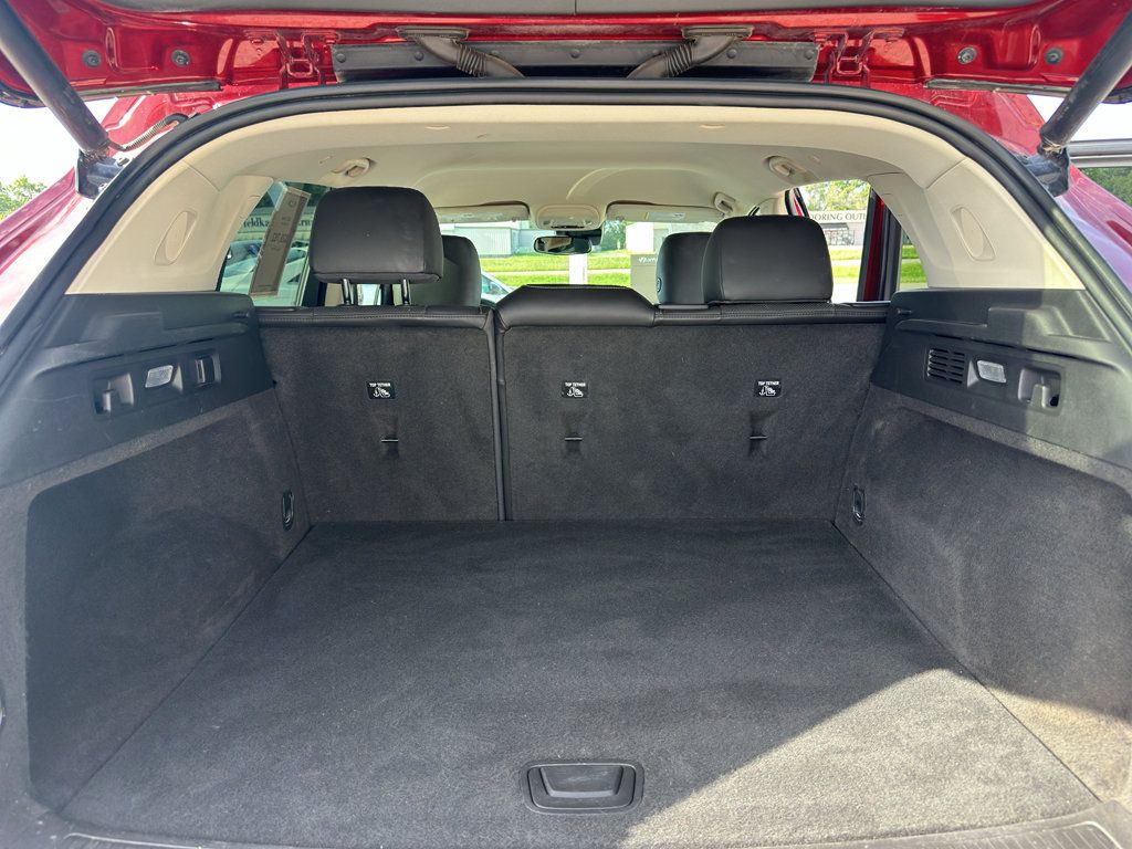 Used 2022 Buick Envision Essence w/ Safety Package FWD image 34