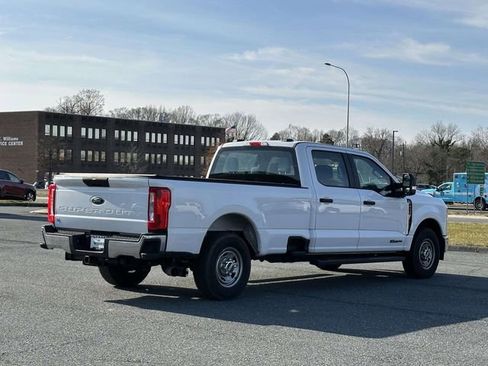 Used 2023 Ford F250 XL w/ XL Chrome Package image 5