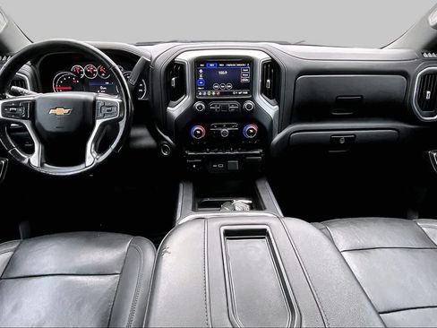 Used 2021 Chevrolet Silverado 2500 LTZ w/ LTZ Convenience Package AWD/4WD image 16