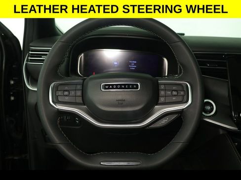 Used 2023 Jeep Wagoneer Series II image 8