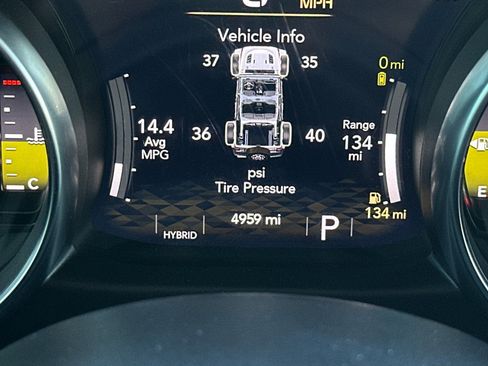 Used 2023 Jeep Wrangler Unlimited Rubicon 4xe image 30