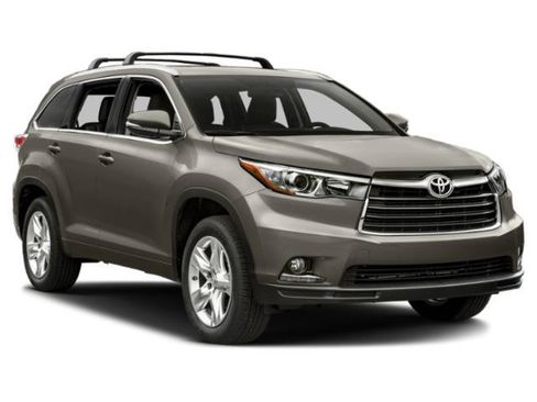 Used 2015 Toyota Highlander XLE AWD/4WD image 6