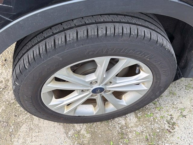 Used 2019 Ford Escape SE FWD image 7