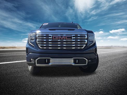 Used 2023 GMC Sierra 1500 Denali w/ Technology Package image 16