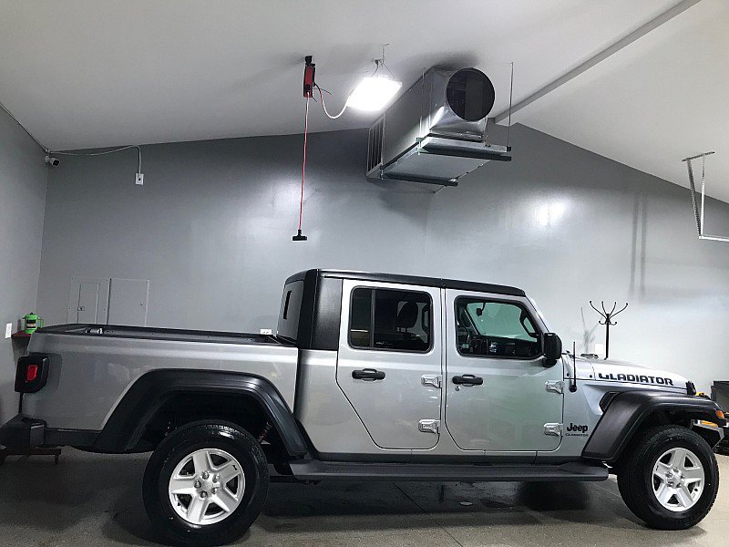 Used 2020 Jeep Gladiator Sport w/ Quick Order Package 24S AWD/4WD image 2