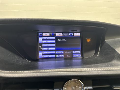 Used 2014 Lexus ES 350 w/ Luxury Package FWD image 23