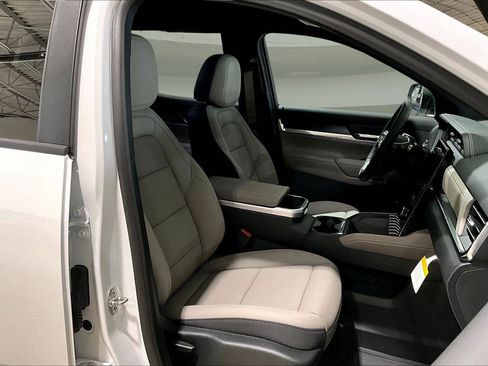 New 2026 GMC Terrain Elevation w/ Elevation Premium Package image 12