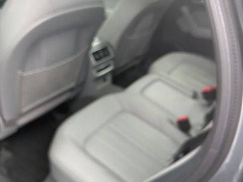 Used 2019 Audi Q5 2.0T Premium Plus w/ Premium Plus Package AWD/4WD image 7