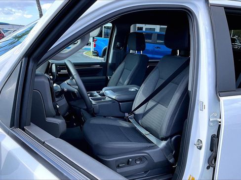 Certified 2025 Chevrolet Silverado 2500 LT w/ Convenience Package AWD/4WD image 17